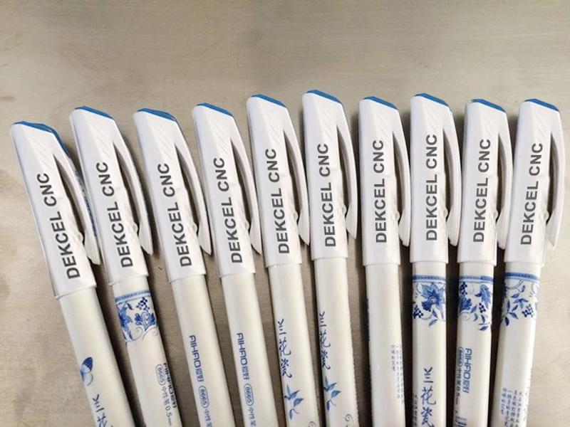 m&aacute;quina de la marca del laser de la fibra de la pluma