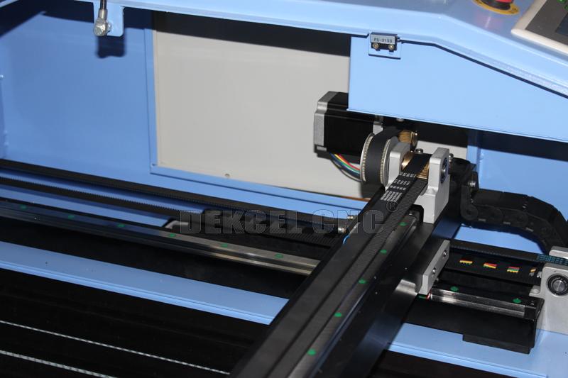 transmisi&oacute;n de la correa del grabador del laser