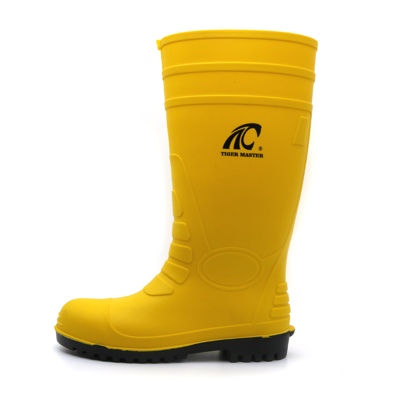 GB08 RAINBOOTS 2