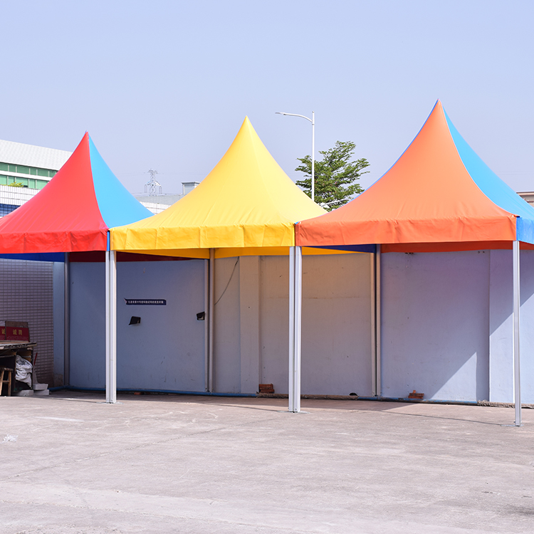 Небольшая уличная палатка-пагода 3х3 м в качестве укрытия для мероприятий - LP на открытом воздухе