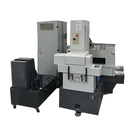 WEDM Vista lateral de la m&aacute;quina-2