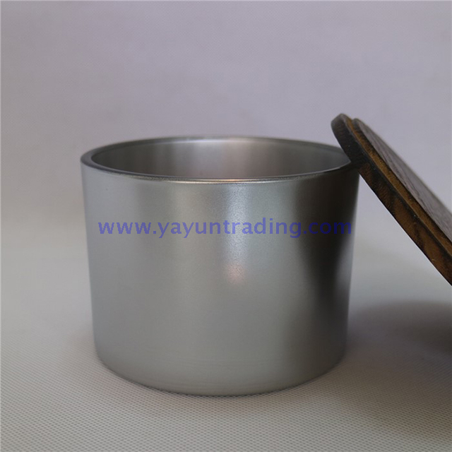 small and large glass candle vessel for candle making