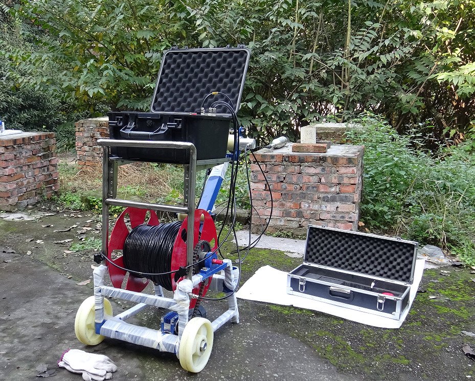 M&aacute;y ảnh lỗ khoan, water well camera.jpg
