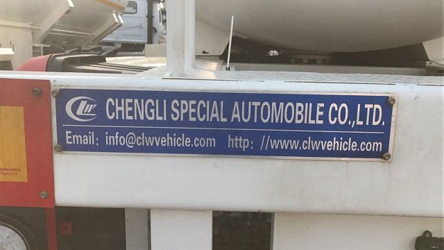 peque&ntilde;o acoplado 06.jpg del petrolero de 20tons lpg