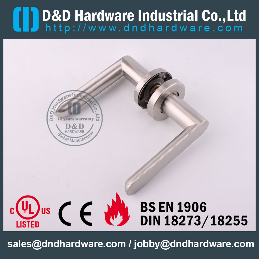 D & D Hardware-Grade 304 Fundição Alavanca Sólida DDSH009