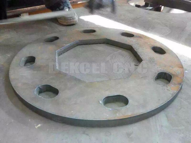 muestra para corte de metales del szie del plasma grande de la llama