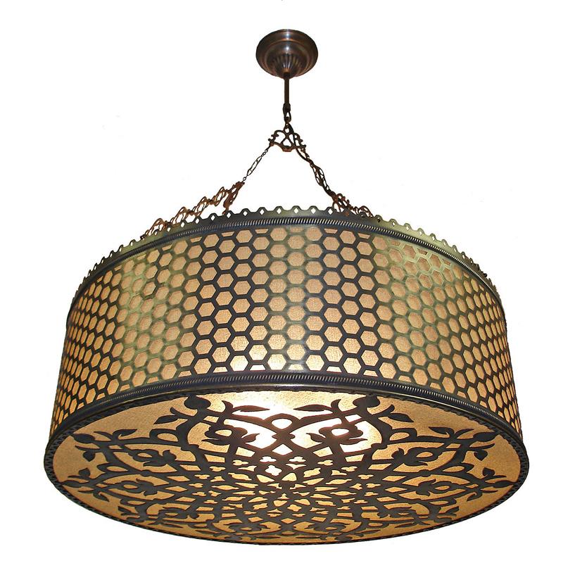 corte ligero de la cubierta por el cortador del plasma