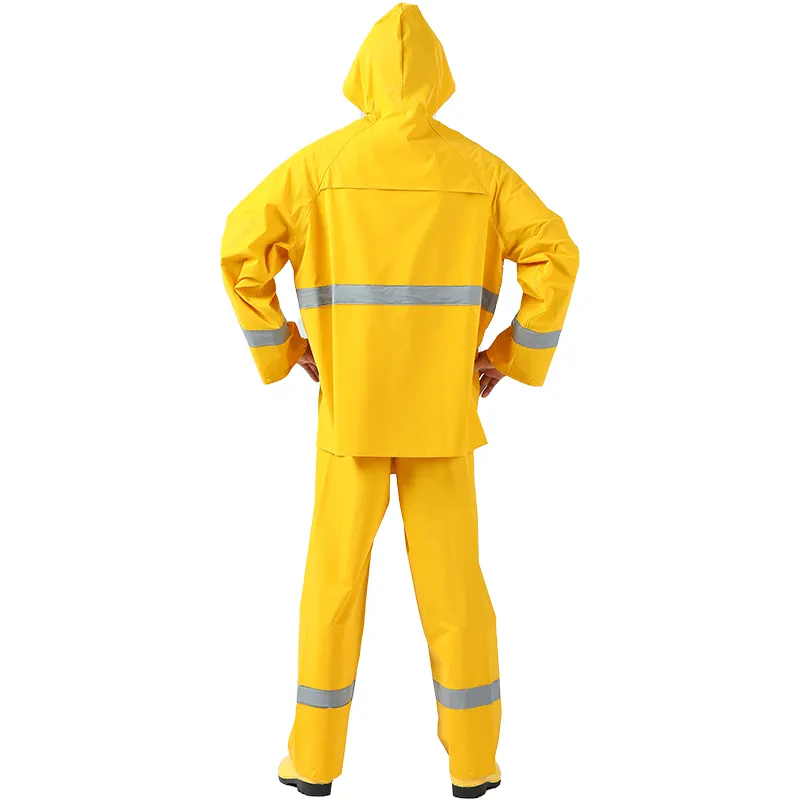 Oil Chemical Resistant PVC Polyester Reflective Raincoat Waterproof