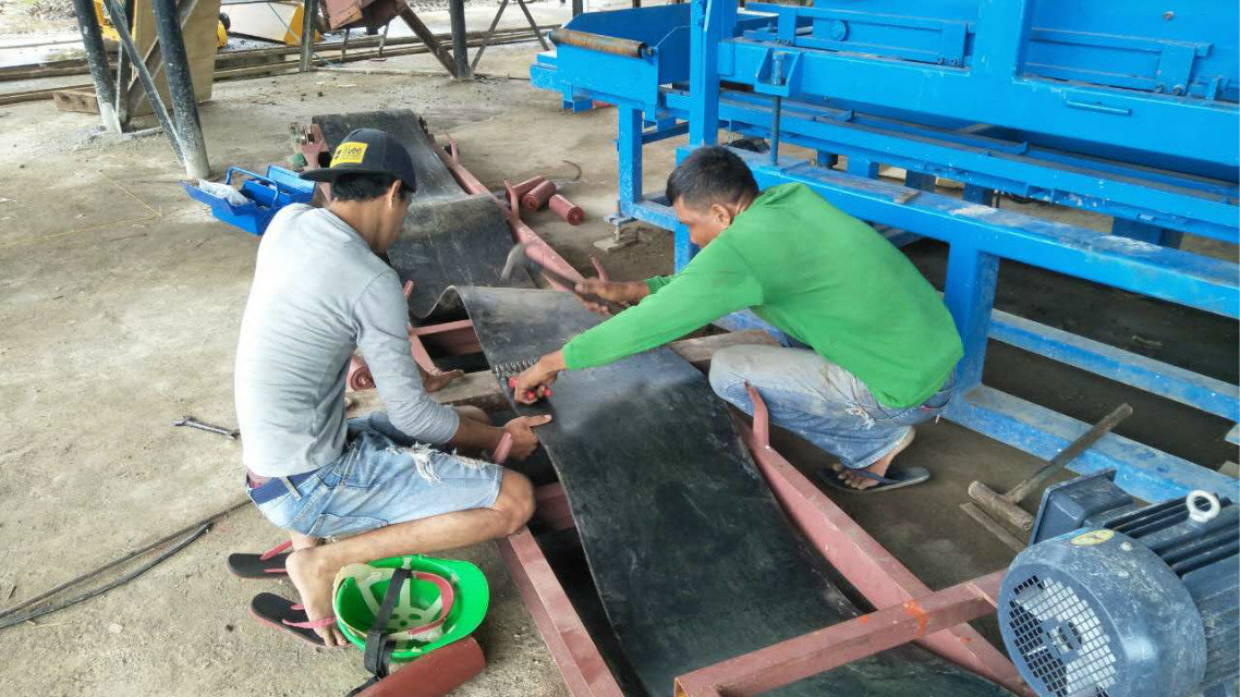 QTY4-15 block machine in Philippines (6)