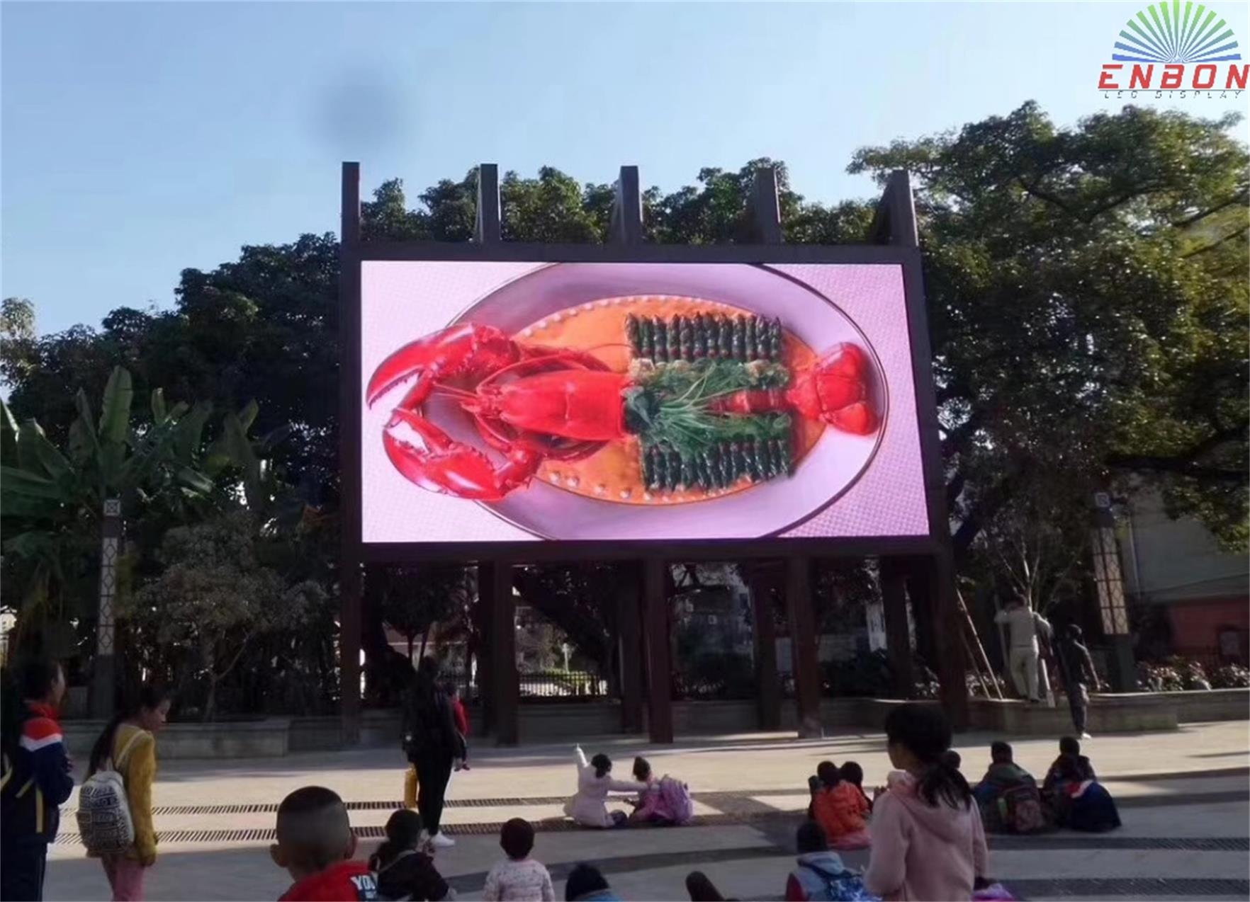 P6户外LED显示屏