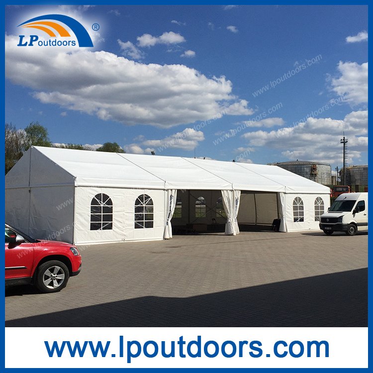 Carpa mixta combinada de 10x30 m con carpa pagoda de 5x5 m