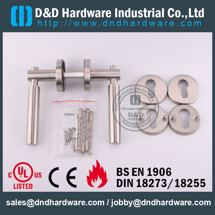 D & D Hardware-SS304 Porta Sólida alavanca com CE DDSH034