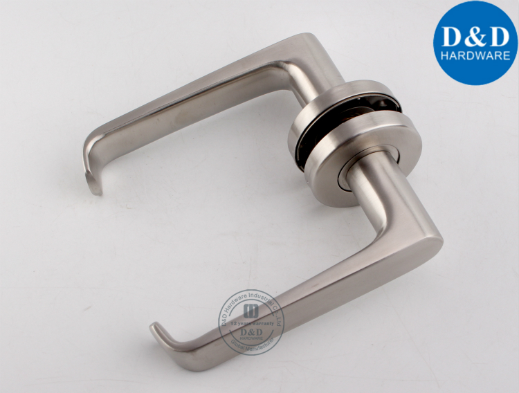 Tuas Menangani Padat Chrome - Hardware D & D