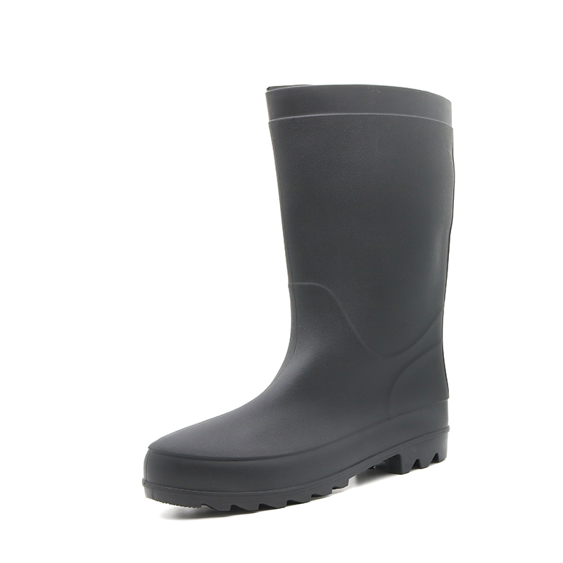 104 rain boots 3