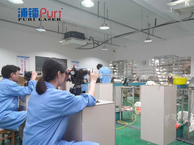 OEM定制CO2激光管完整指南 | 浦镭激光工厂直供