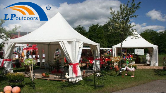 Tienda pagoda de lujo al aire libre para eventos festivos