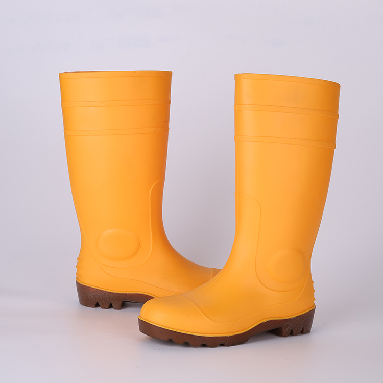 Yellow pvc safety wellington boots
