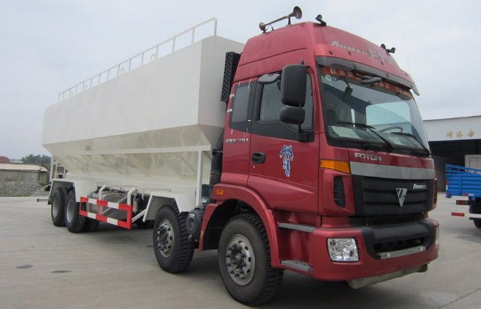 FOTON 10 toneladas del bulto de carro de la alimentación con el taladro de la descarga y el sistema hydráulico