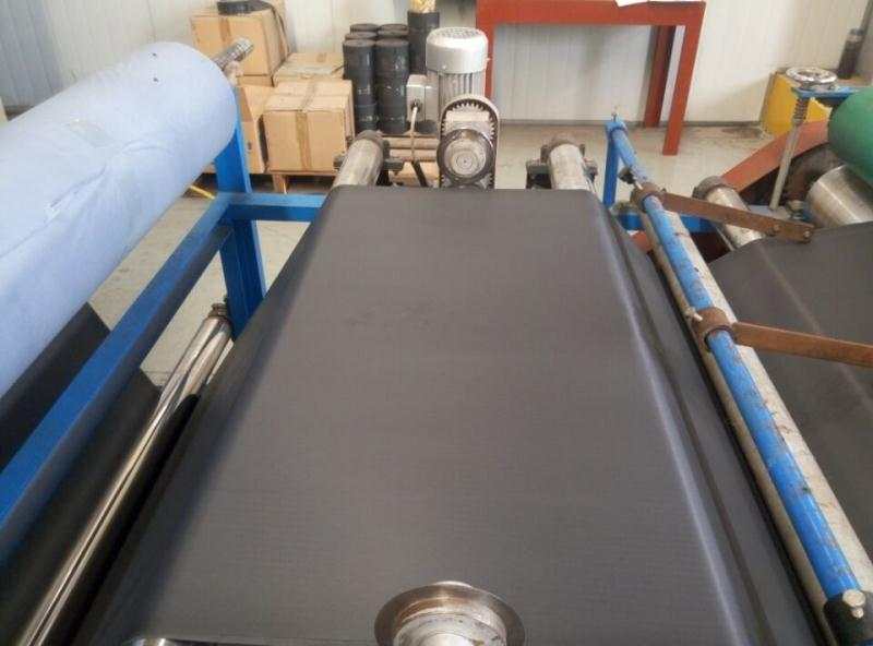 pel&iacute;cula de PVC negro gofrado