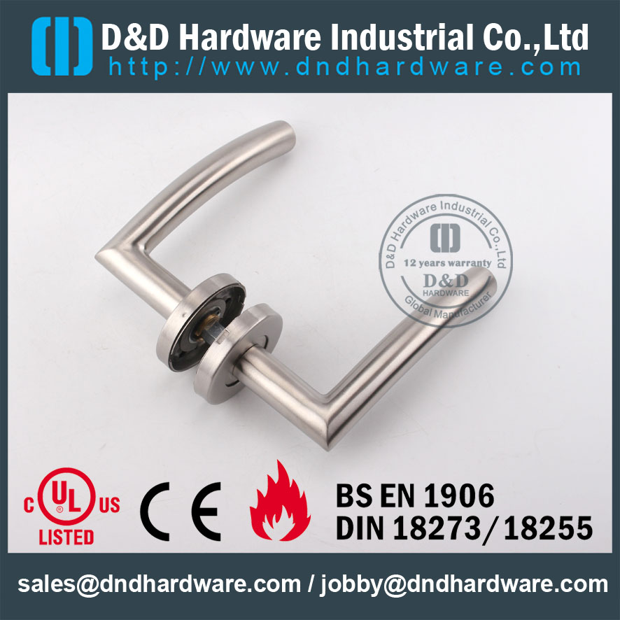 Hardware de D & D Hardware-Contruction SS304 Maçaneta da porta DDTH008
