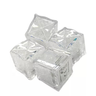 Factory Sales Customized Logo Color Changing Novelty Reusable Whiskey Cup Light Wine Glass Decoration Led Glow Ice Cubes