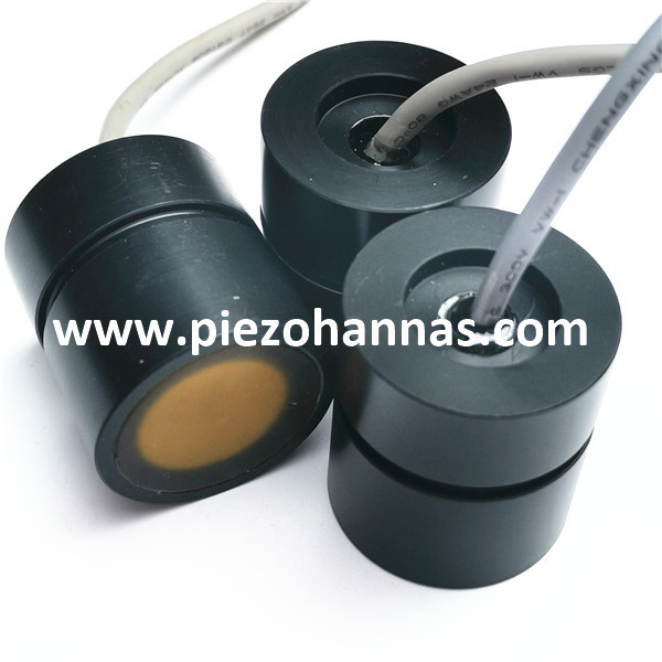 99DEBC873F193E83AAF5AE7F26F83220.