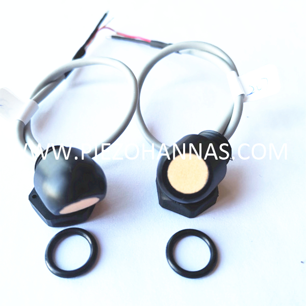 Transdutor ultra-sônico piezoelétrico de baixo custo para o sensor ultra-sônico dos anemômetros