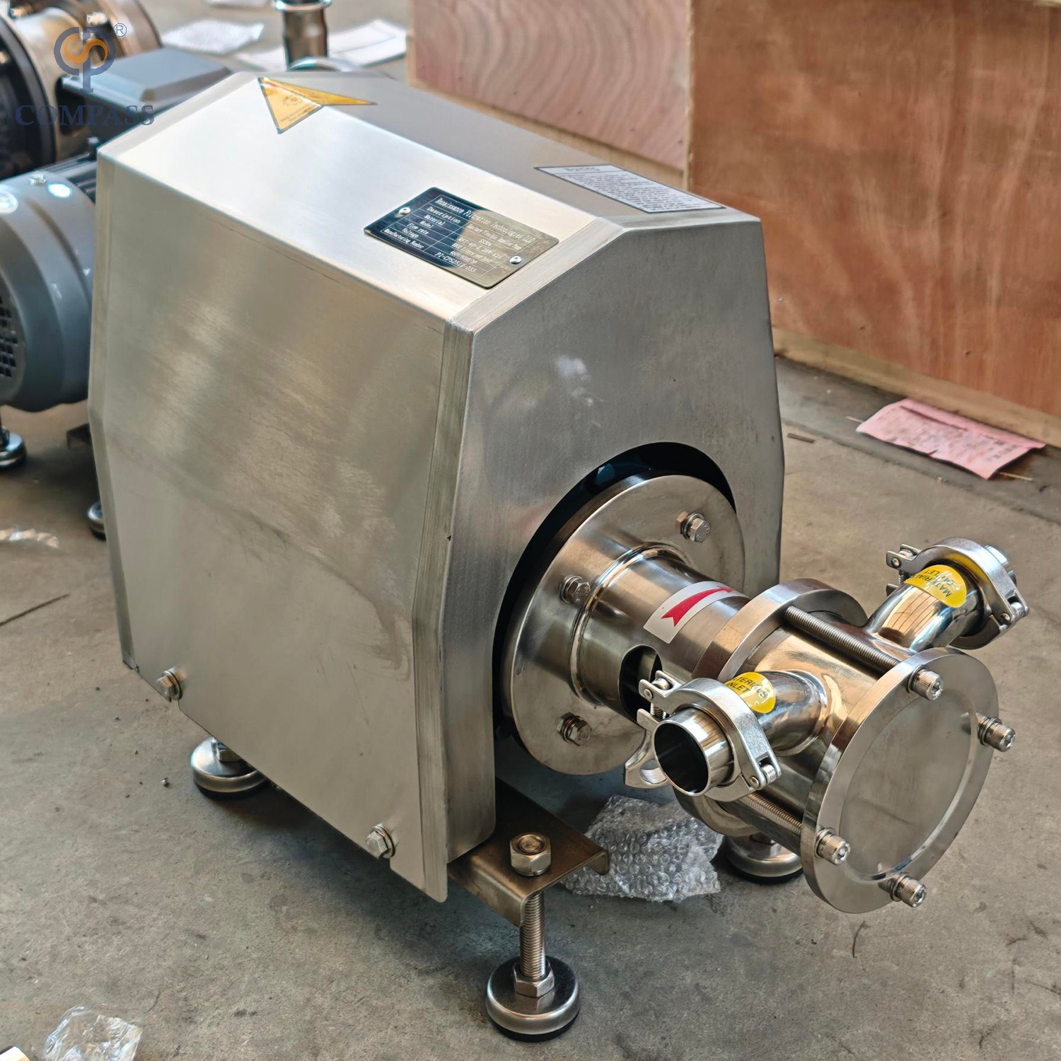 SS304 3 кВт, 380 В, 3 фазы, 50 Гц, санитарный класс, высокое качество, 1750 об/мин, трехзажимные гибкие крыльчатые насосы с одним механическим уплотнением