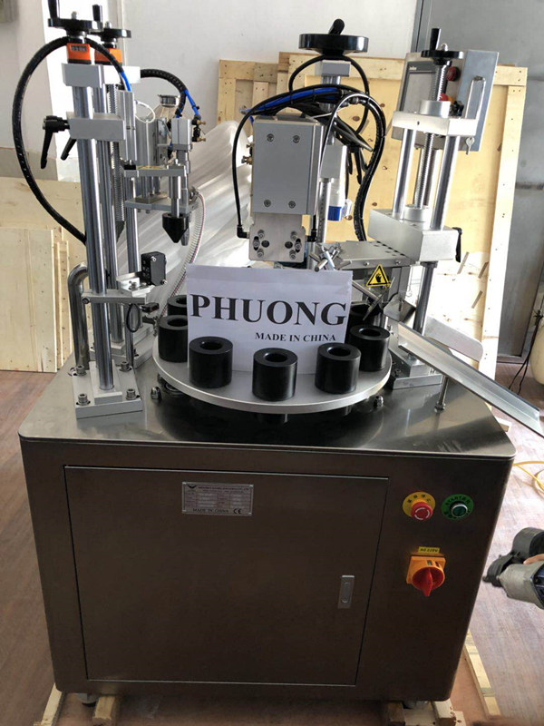 Ultrasonic Tube Filling Sealing Machine
