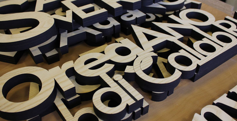 morir el corte de la carta del boad por la cortadora del laser 1325 150w