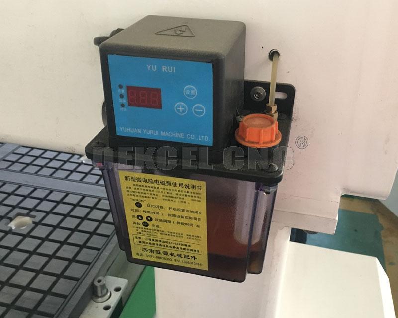 Sistema de inyecci&oacute;n de talla de madera del petr&oacute;leo de la m&aacute;quina del CNC del ATC