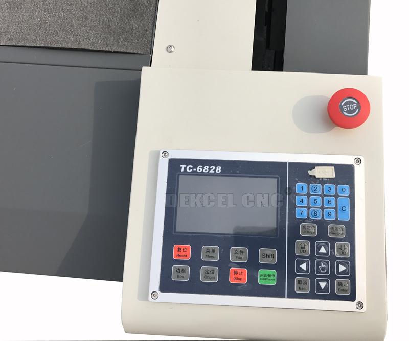 sistema de control oscilante de la cortadora del cuchillo