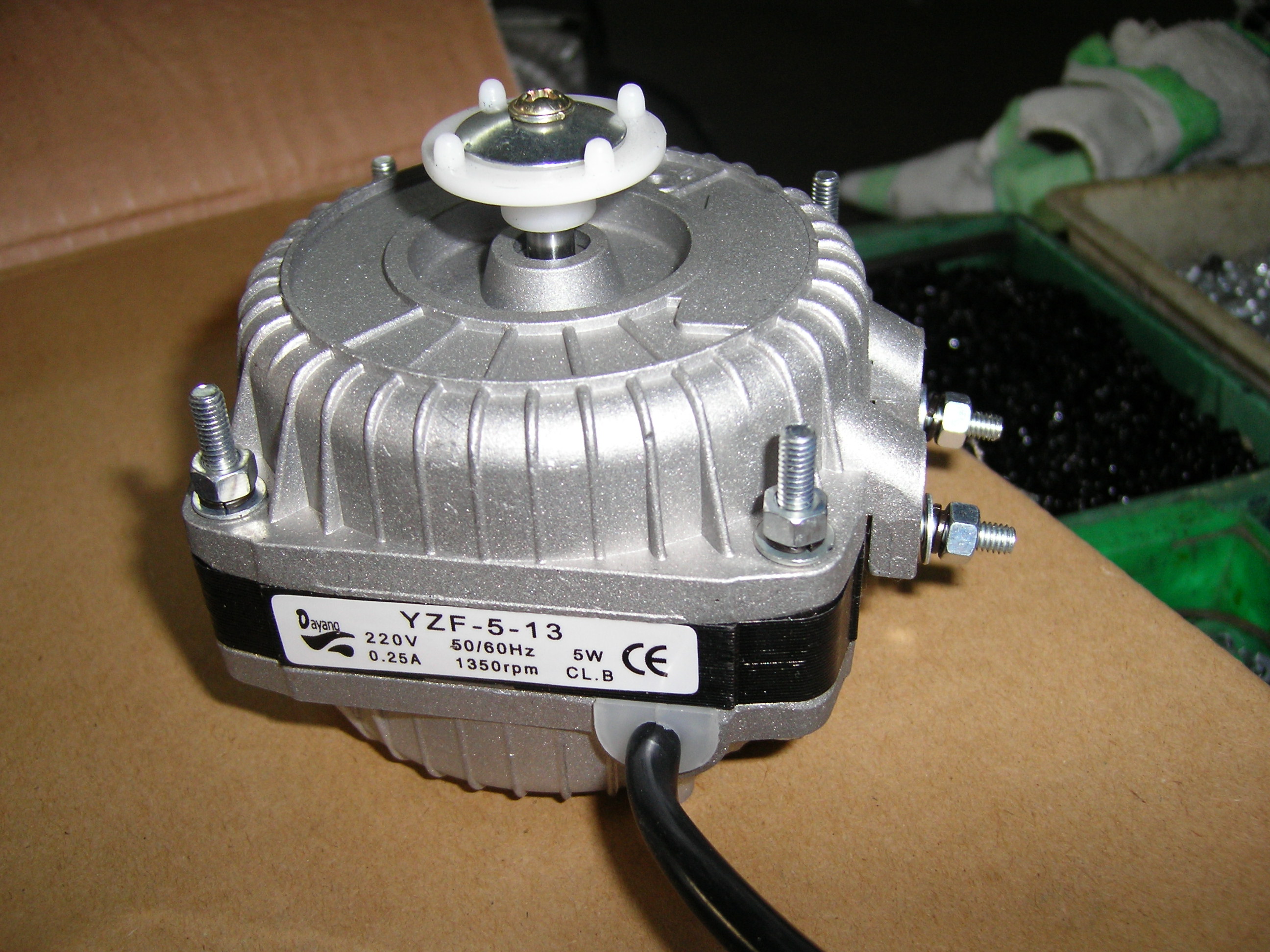 Motore del ventilatore del condensatore del frigorifero 
