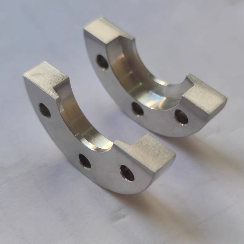 Aluminum Stainless Steel Vacuum Bulkhead Clamp KF Flange for Semiconductor Industry
