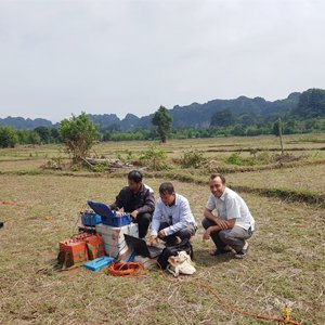  Tomographe par imagerie de résistivité au Laos