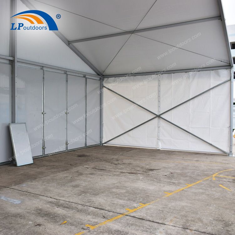 可出租10m跨度户外活动白色PVC篷房带三明治墙