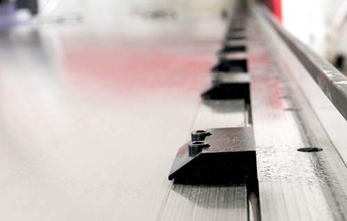 钣金开槽机（RGEK1250 * 5000）