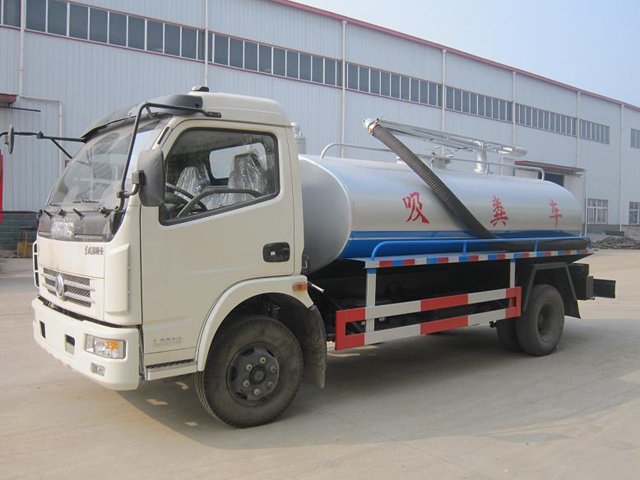 2WD 6 carro fecal de la succión del vacío de las ruedas 5tons Dongfeng 4x2