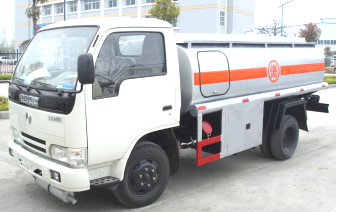 Las ruedas 5CBM 95HP DONGFENG de CLW 6 reaprovisionan el carro de combustible