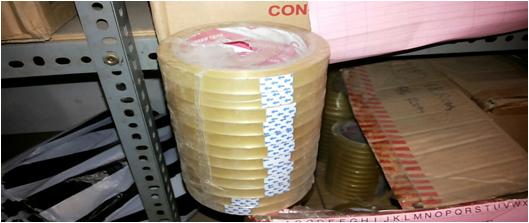 ruban adh&eacute;sif de papeterie .JPG