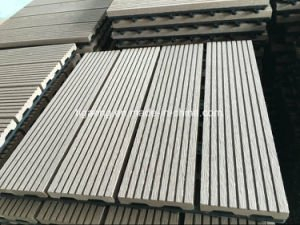 Tuiles de verrouillage ext&eacute;rieures de paquet de WPC DIY/plancher en plastique en bois en caoutchouc de sports