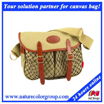 Leisure Canvas Messenger Bag with Water Proof Liner for Fishing
