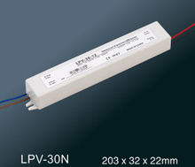 Fuente de alimentación impermeable de la conmutación del voltaje constante de LPV-30N LED