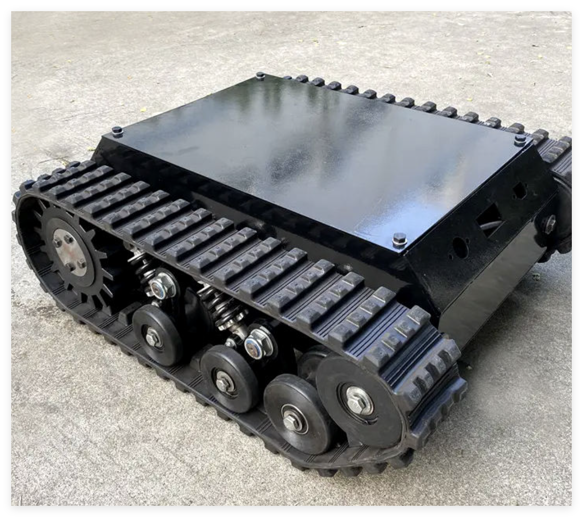 Can't Get into The Earthquake Ruins? The Remote-controlled Track Chassis Carried The Detector Forward