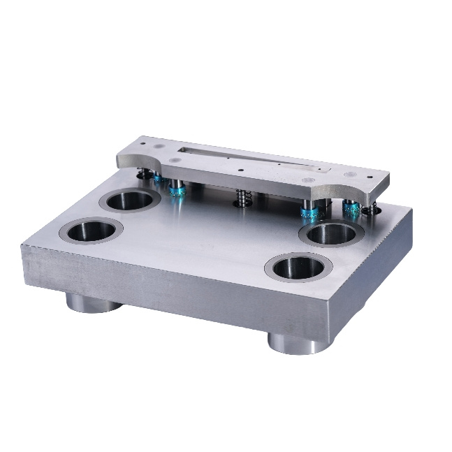 持久性能、磨损极小、撕裂、冲孔、剪切、冲压模具