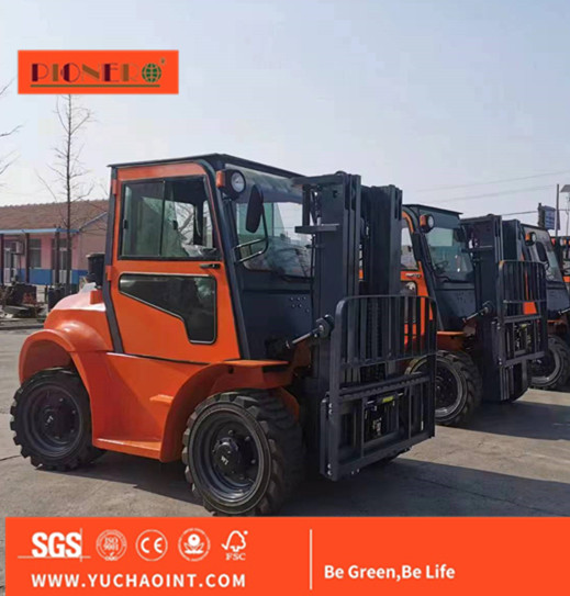 4X4 All Wheeler Drive Diesel Forklift Goods Lifting Cross-Country Forklift