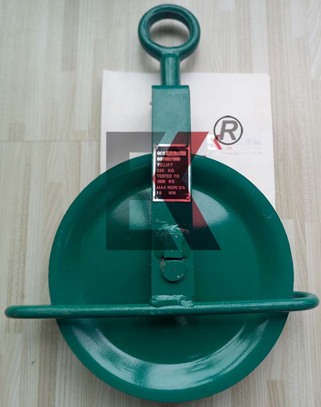 脚手架杜松子酒