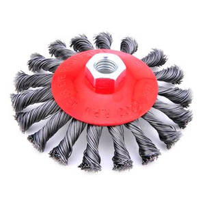 Brosse en acier torsadée de qualité supérieure pour les travaux de nettoyage.