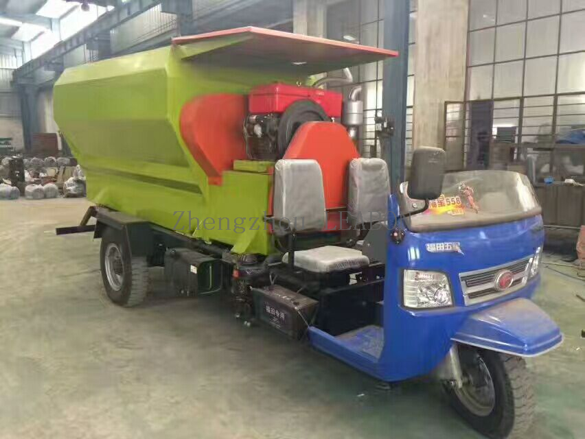 5CBM Portable Type PTO Cattle Feed Mixer TMR Mixer Machine 