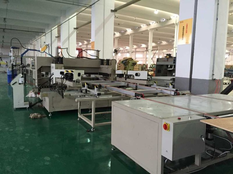 Colector solar plano de pel&iacute;cula selectiva azul II